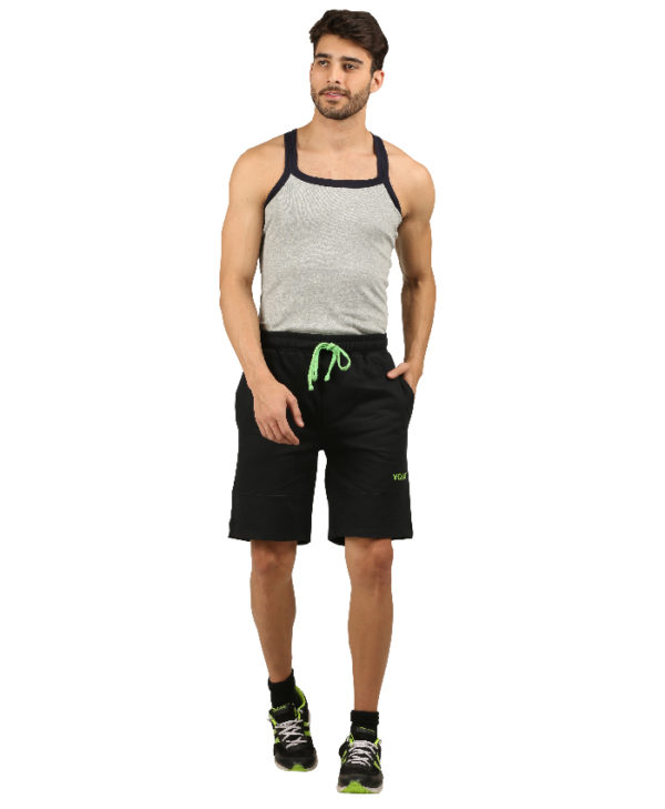 Vakum Men Plain Black Solid Shorts